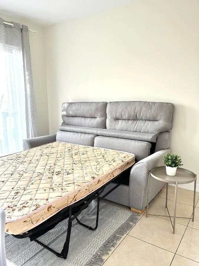 Mi Casa Orlando Apartments アデヘ